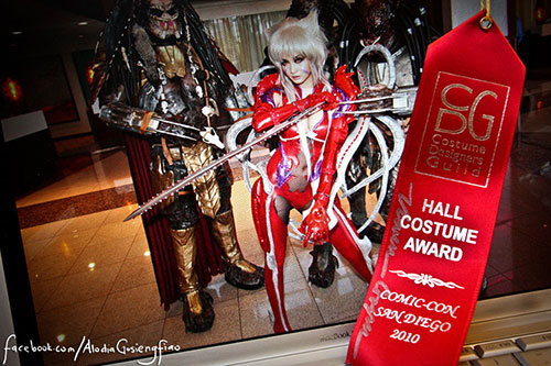 Filipina cosplay queen Alodia Gosiengfiao wins the Hall Costume Award at the 2010 San Diego Comic-Con for her Witchblade costume.